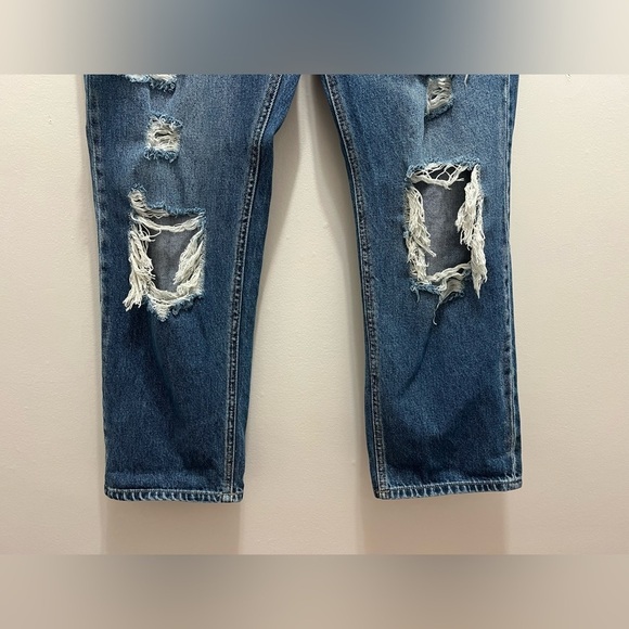 KanCan Mid Rise Boyfriend Style Jeans 15 | 31 Medium Wash - Picture 4 of 6